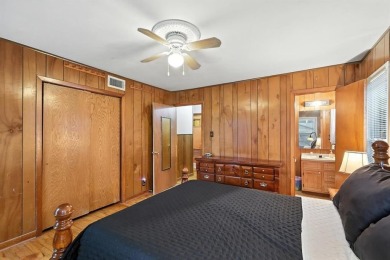 This charming single-story home offers 3 bedrooms, 1.5 bathrooms on Diamond Oaks Golf and Country Club in Texas - for sale on GolfHomes.com, golf home, golf lot