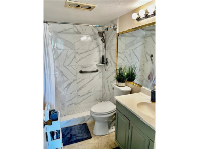 Beautiful first-floor unit featuring 1 bedroom and 1.5 bathrooms on Hollybrook Golf and Tennis Club  in Florida - for sale on GolfHomes.com, golf home, golf lot