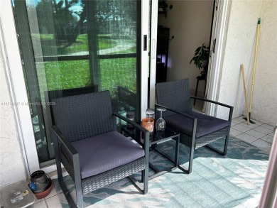 Beautiful first-floor unit featuring 1 bedroom and 1.5 bathrooms on Hollybrook Golf and Tennis Club  in Florida - for sale on GolfHomes.com, golf home, golf lot