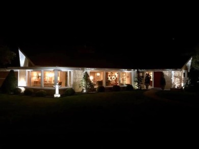 Welcome to this stunning 3-bedroom, 3-bathroom home on Champaign Country Club in Illinois - for sale on GolfHomes.com, golf home, golf lot