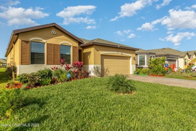 Looking for a clean and spacious home? Look no further than the on Majors Golf Club At Bayside Lakes in Florida - for sale on GolfHomes.com, golf home, golf lot