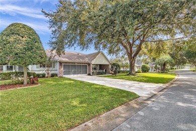 NEW PRICE REDUCTION!!  END UNIT! This 1700+ sqft Corinth II on On Top of the World Golf Course in Florida - for sale on GolfHomes.com, golf home, golf lot