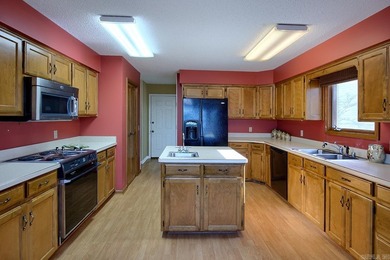 Peaceful Mountain View!!  This 2060 square foot 2-level home on  in Arkansas - for sale on GolfHomes.com, golf home, golf lot