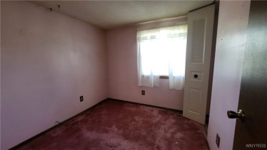 Great location adjacent to Days Park and Niagara County Golf on Niagara County Golf Course in New York - for sale on GolfHomes.com, golf home, golf lot
