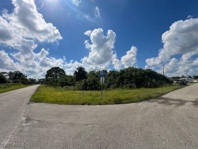Super nice duplex lot. Fronts two streets with the Westminster on Westminster Golf Club in Florida - for sale on GolfHomes.com, golf home, golf lot