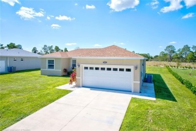 This is a stunning, brand new, never lived in, 3 bedrooms, 2 on Placid Lakes Country Club in Florida - for sale on GolfHomes.com, golf home, golf lot