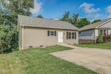 Discover your dream home in this immaculate, nearly new on Country Club of Bristol in Tennessee - for sale on GolfHomes.com, golf home, golf lot