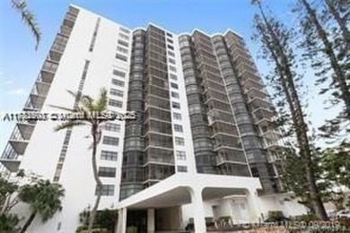 AVENTURA - BEAUTIFUL PENTHOUSE - REDONE 1 BED/1.5 BATH - ALL on Turnberry Isle Resort and Club in Florida - for sale on GolfHomes.com, golf home, golf lot