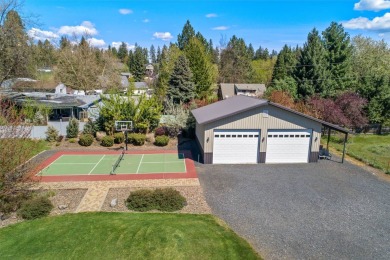 ROOM TO BREATH! Custom built 4 bed/3.5 bath craftsman on Avondale Golf and Tennis Club in Idaho - for sale on GolfHomes.com, golf home, golf lot