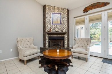 Welcome to easy living in Rockport Country Club. 101 Bay Hills on Rockport Country Club in Texas - for sale on GolfHomes.com, golf home, golf lot