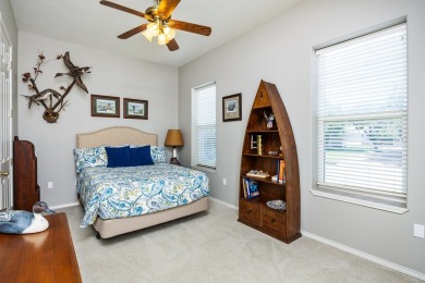 Welcome to easy living in Rockport Country Club. 101 Bay Hills on Rockport Country Club in Texas - for sale on GolfHomes.com, golf home, golf lot