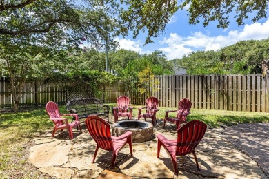 Welcome to easy living in Rockport Country Club. 101 Bay Hills on Rockport Country Club in Texas - for sale on GolfHomes.com, golf home, golf lot
