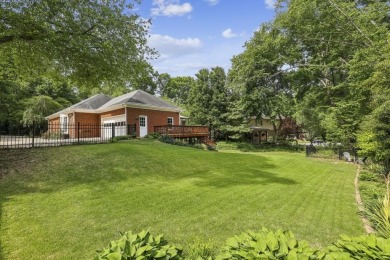 Located in the desirable Glastonberry swim/tennis community on Rivermont Golf and Country Club in Georgia - for sale on GolfHomes.com, golf home, golf lot