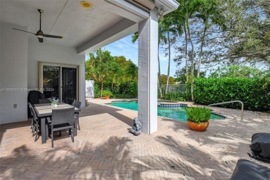 FULL GOLF MEMBERSHIP * Updated Lakefront Pool Home. 3 bedrooms & on Addison Reserve in Florida - for sale on GolfHomes.com, golf home, golf lot