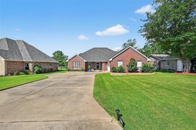 Beautifully updated home on golf course with a pool! Jump on on Lake Kiowa Golf Course in Texas - for sale on GolfHomes.com, golf home, golf lot