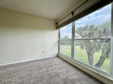 END UNIT | 2nd Floor/Golf Course View | 2 Bedroom 2 Bath with on Mallards Landing Golf Course in Florida - for sale on GolfHomes.com, golf home, golf lot