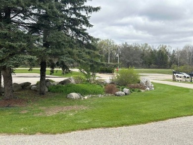Great building potential on this nicely wooded lot. Located on on Fox Run Country Club in Michigan - for sale on GolfHomes.com, golf home, golf lot