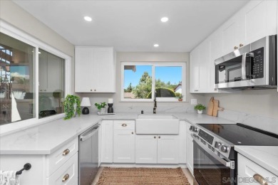 Welcome to this beautifully updated 2 bedroom, 2 bath condo in on Oaks North Golf Course in California - for sale on GolfHomes.com, golf home, golf lot