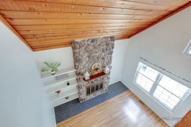 This One Is Special! Beautiful 3 Bed 2 Bath, End Unit in Highly on Heather Ridge Golf Club in Illinois - for sale on GolfHomes.com, golf home, golf lot