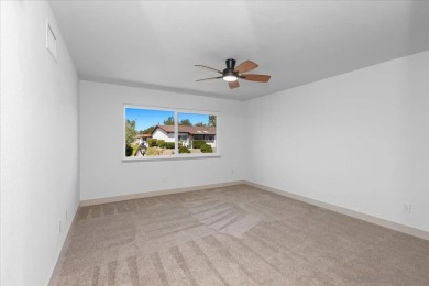 Welcome to this beautifully updated 2 bedroom, 2 bath condo in on Oaks North Golf Course in California - for sale on GolfHomes.com, golf home, golf lot