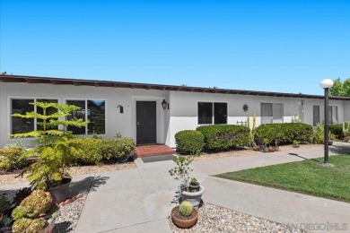 Welcome to this beautifully updated 2 bedroom, 2 bath condo in on Oaks North Golf Course in California - for sale on GolfHomes.com, golf home, golf lot