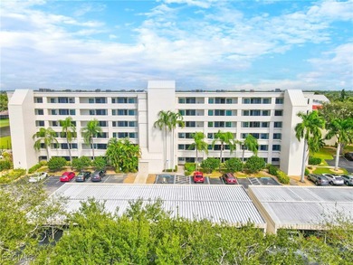Welcome to this beautifully updated, top-floor penthouse located on Seven Lakes Golf and Tennis Community in Florida - for sale on GolfHomes.com, golf home, golf lot