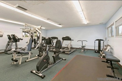 Welcome to this beautifully updated 2 bedroom, 2 bath condo in on Oaks North Golf Course in California - for sale on GolfHomes.com, golf home, golf lot
