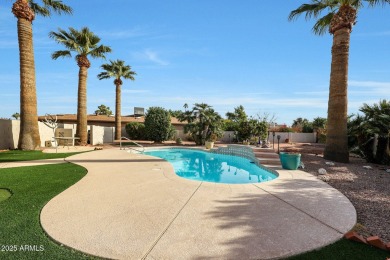 This home has 2 bedrooms and a huge office and 2560 plus sf ft on Cottonwood Country Club in Arizona - for sale on GolfHomes.com, golf home, golf lot