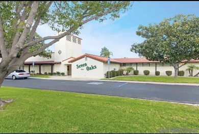 Welcome to this beautifully updated 2 bedroom, 2 bath condo in on Oaks North Golf Course in California - for sale on GolfHomes.com, golf home, golf lot