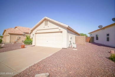 Lovely 2 bed, 2 bath home with a den nestled in the highly on Coyote Lakes Golf Club in Arizona - for sale on GolfHomes.com, golf home, golf lot