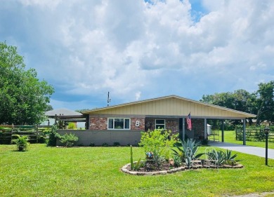 This property on a quiet cut de sac has so much charm! From the on Country Club At Silver Springs Shores in Florida - for sale on GolfHomes.com, golf home, golf lot