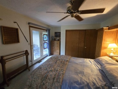 This 3 bedroom, 3 bath home offers a perfect blend of lakefront on Metropolis Country Club in Illinois - for sale on GolfHomes.com, golf home, golf lot