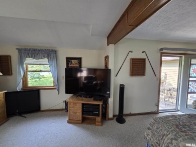 This 3 bedroom, 3 bath home offers a perfect blend of lakefront on Metropolis Country Club in Illinois - for sale on GolfHomes.com, golf home, golf lot
