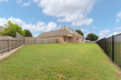 Spacious Multigenerational Custom Home on Quiet Cul-de-Sac on Cleburne Golf Links in Texas - for sale on GolfHomes.com, golf home, golf lot