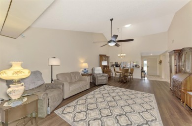 Updated 2-bed, 2-bath villa in Kingsmere at The Meadows with on The Meadows Golf and Country Club in Florida - for sale on GolfHomes.com, golf home, golf lot