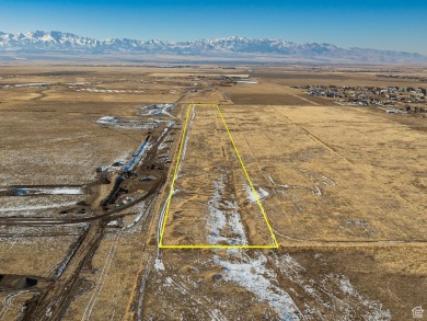 Great Development Opportunity near Oquirrh Hills Golf Course and on Oquirrh Hills Golf Course in Utah - for sale on GolfHomes.com, golf home, golf lot