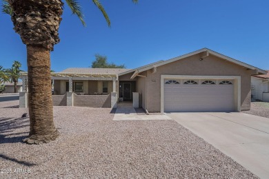 Come and see this freshly remodeled 2 bed, 2 Bath, 2 car garage on Leisure World Country Club in Arizona - for sale on GolfHomes.com, golf home, golf lot