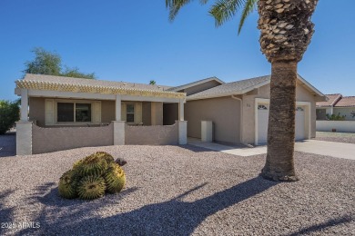 Come and see this freshly remodeled 2 bed, 2 Bath, 2 car garage on Leisure World Country Club in Arizona - for sale on GolfHomes.com, golf home, golf lot