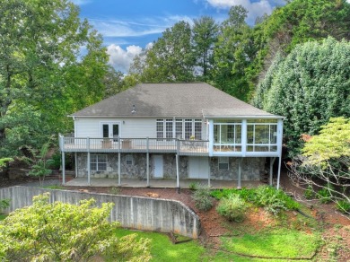 This charming 3BR/3BA RANCH HOME offers year-round MOUNTAIN on White Path Golf Club in Georgia - for sale on GolfHomes.com, golf home, golf lot