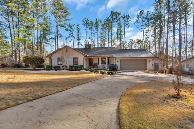 Charming Keowee Key Ranch Home on a Level corner lot with Lake on Keowee Key Golf and Country Club in South Carolina - for sale on GolfHomes.com, golf home, golf lot