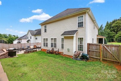 Come see this well maintained 4BR, 2.5BA home in Highland Creek on Highland Creek Golf Club in North Carolina - for sale on GolfHomes.com, golf home, golf lot