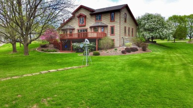 MOTIVATED SELLERS! Bordering South Hills Golf Course, this on South Hills Golf and Country Club in Wisconsin - for sale on GolfHomes.com, golf home, golf lot