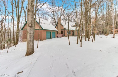 Custom Lake Mohawk stunner! This beautiful 3-bedroom, 3 full on Lake Mohawk Golf Club in Ohio - for sale on GolfHomes.com, golf home, golf lot