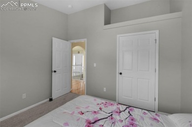Freshly painted inside and out, this beautiful 5-bedroom on Antler Creek Golf Course in Colorado - for sale on GolfHomes.com, golf home, golf lot