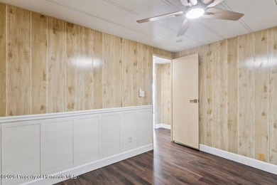 Move-in ready | Beautifully updated 2-bedroom, 2-bathroom home + on Brookridge Country Club in Florida - for sale on GolfHomes.com, golf home, golf lot