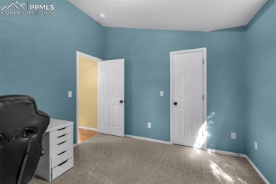 Freshly painted inside and out, this beautiful 5-bedroom on Antler Creek Golf Course in Colorado - for sale on GolfHomes.com, golf home, golf lot