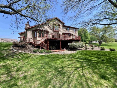 MOTIVATED SELLERS! Bordering South Hills Golf Course, this on South Hills Golf and Country Club in Wisconsin - for sale on GolfHomes.com, golf home, golf lot