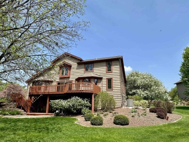 MOTIVATED SELLERS! Bordering South Hills Golf Course, this on South Hills Golf and Country Club in Wisconsin - for sale on GolfHomes.com, golf home, golf lot