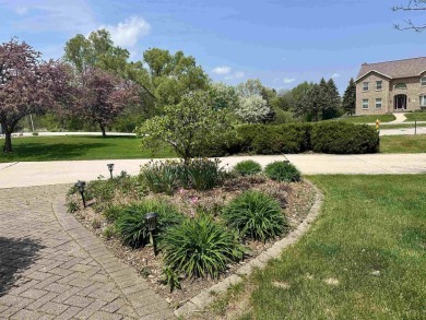 MOTIVATED SELLERS! Bordering South Hills Golf Course, this on South Hills Golf and Country Club in Wisconsin - for sale on GolfHomes.com, golf home, golf lot