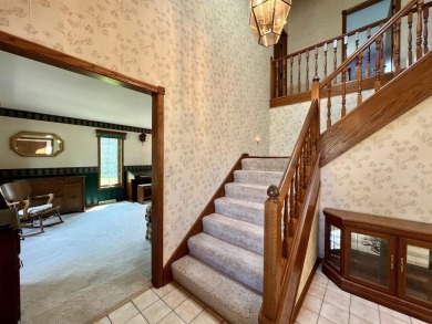 MOTIVATED SELLERS! Bordering South Hills Golf Course, this on South Hills Golf and Country Club in Wisconsin - for sale on GolfHomes.com, golf home, golf lot